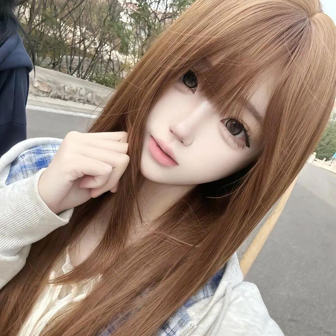 Yasamin.
