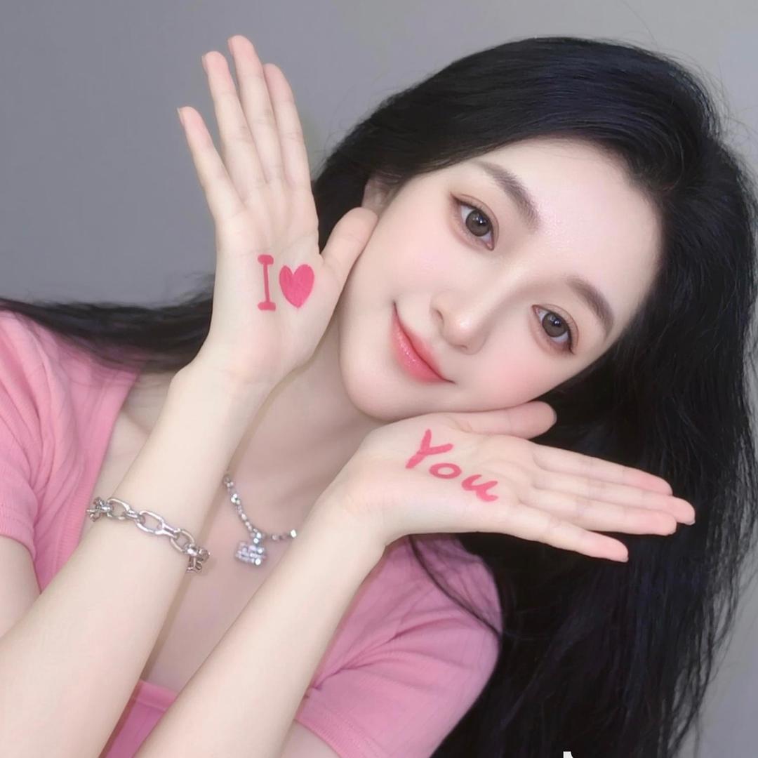 朵拉