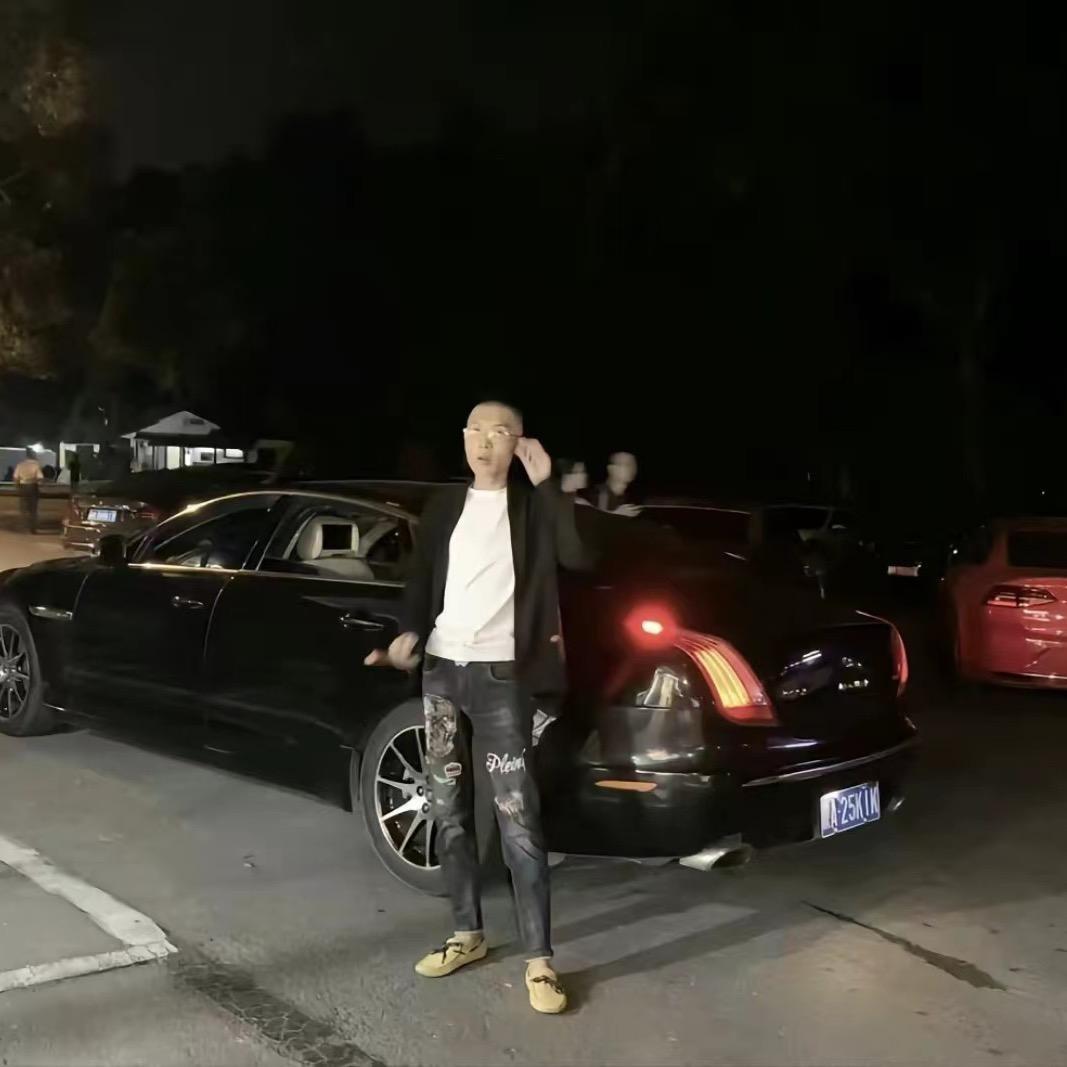 理豪🎱.
