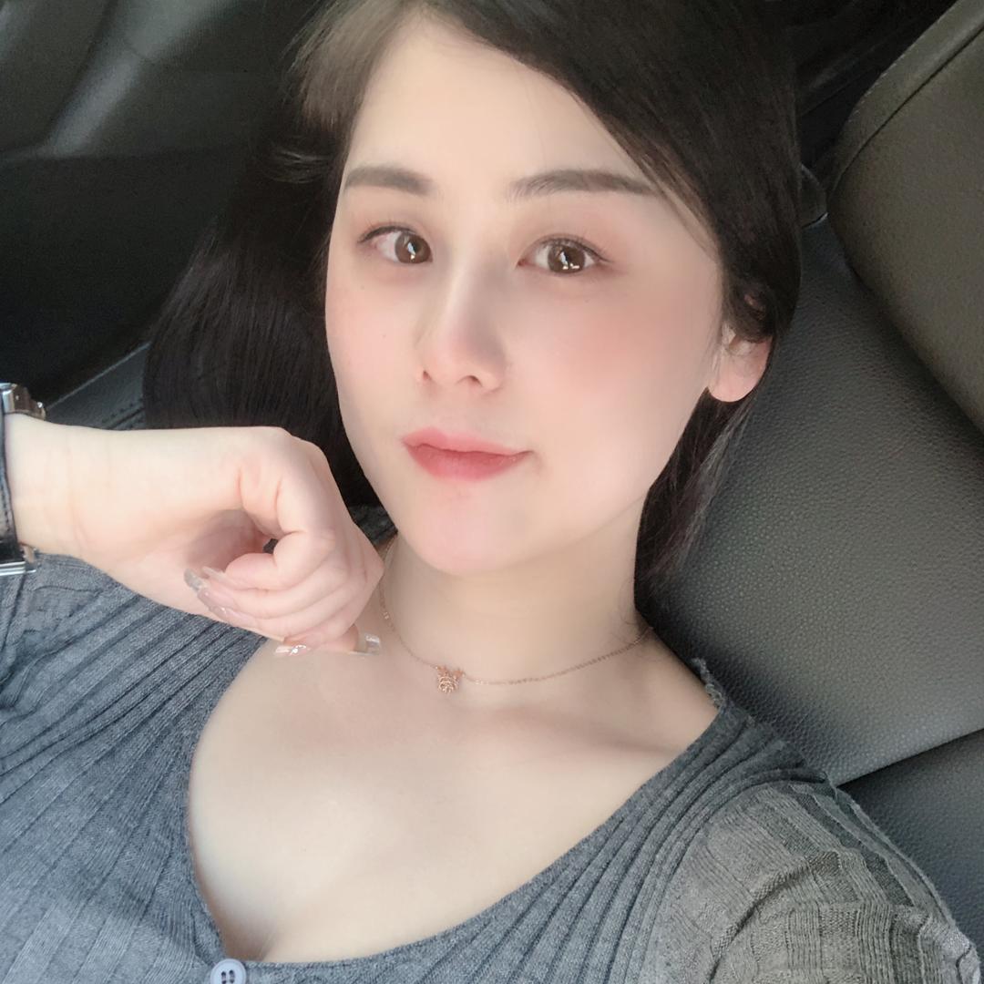 Z.QING女装连锁