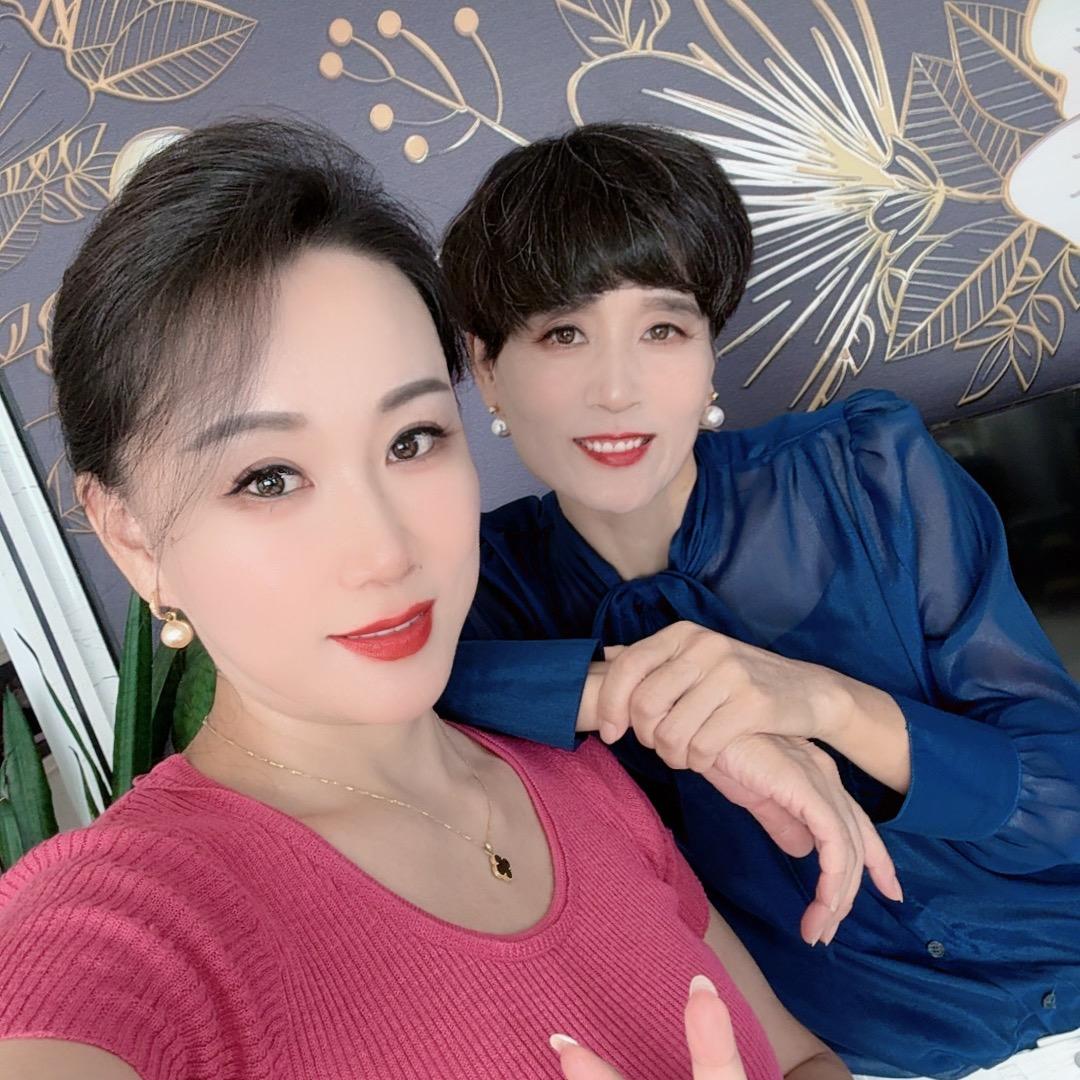 @荣成逗乐姐妹（谢绝连赞）