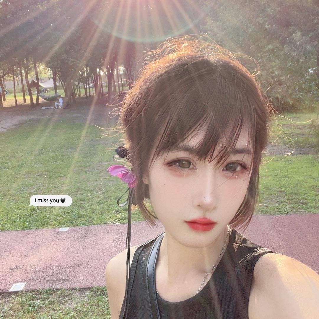 躲雨小兔