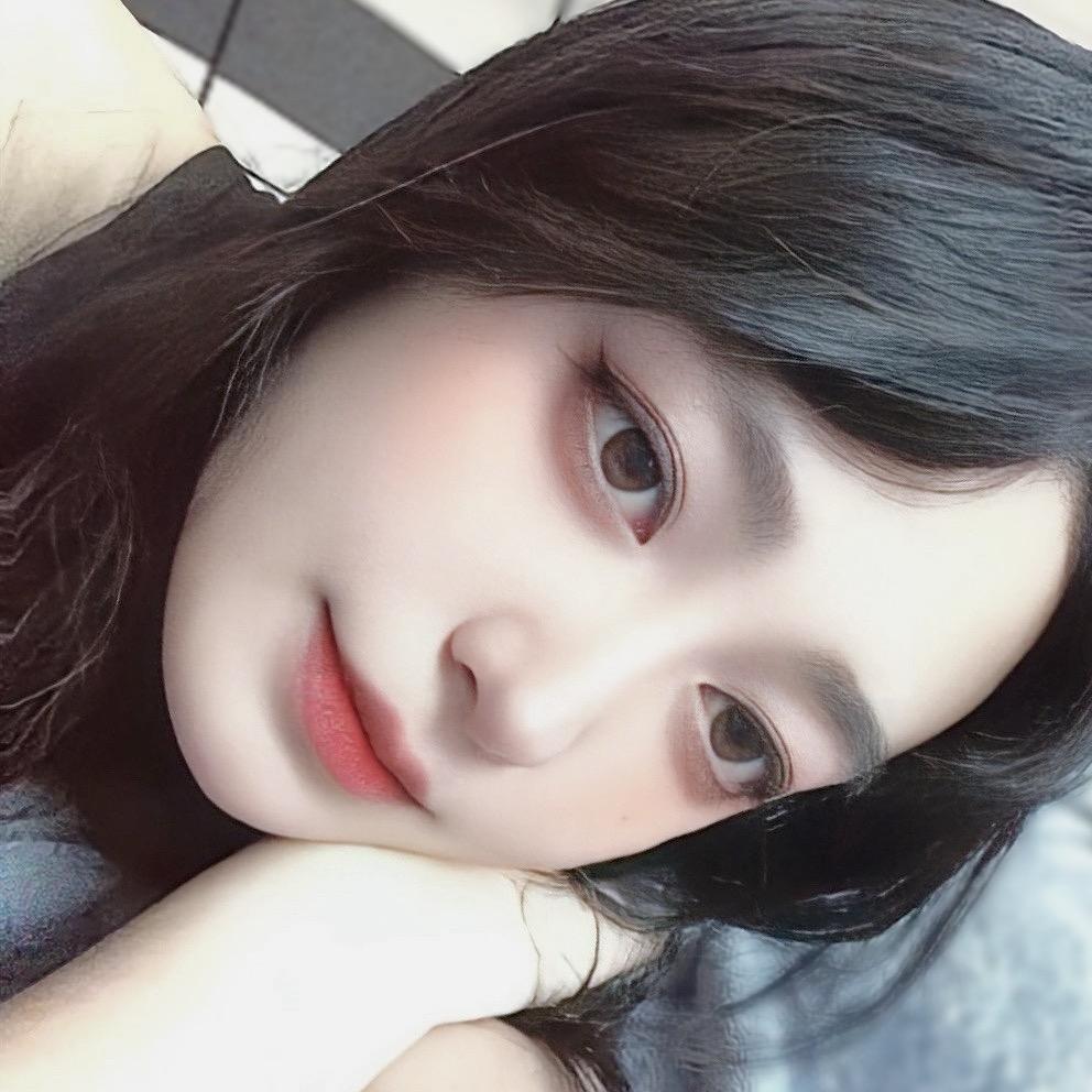 依依呀YiYi