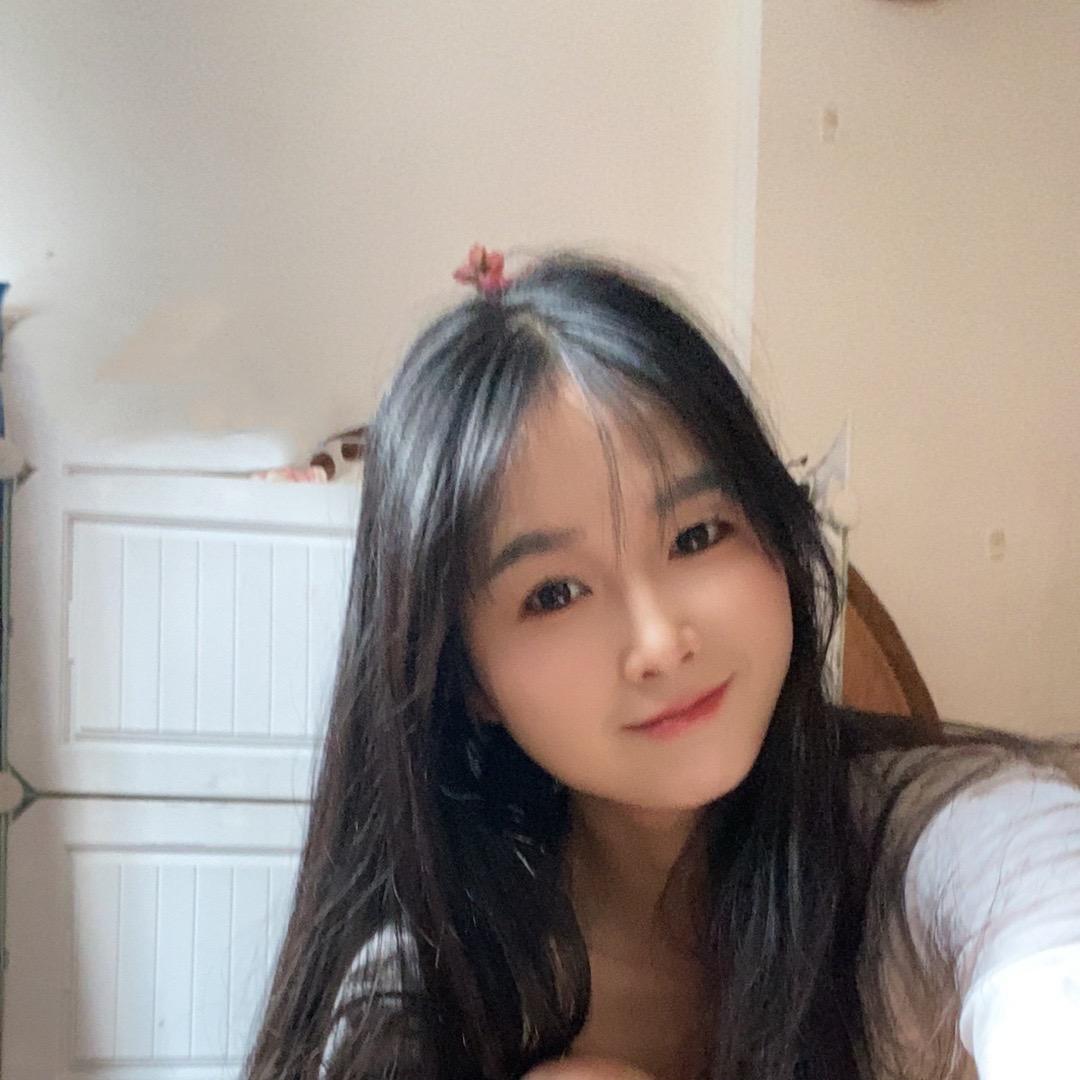 ♡压我头发啦 z ᶫ