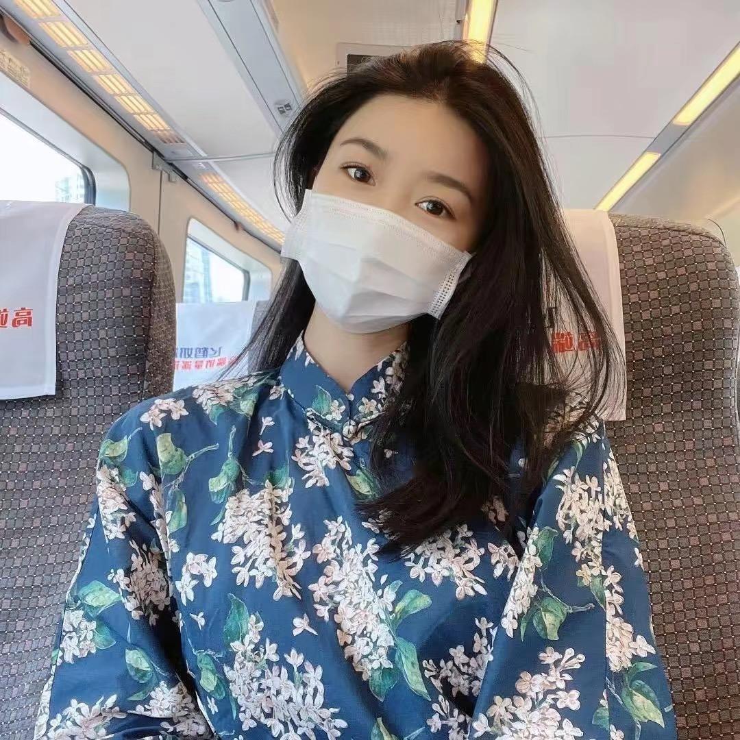 头等舱刘肉肉✈
