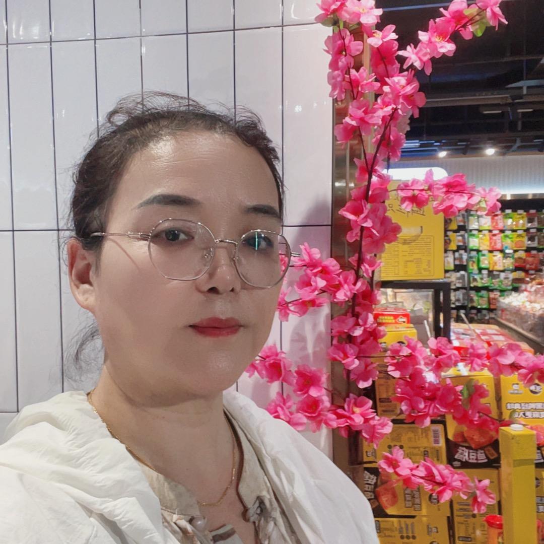 杨姐：每晚：10:10