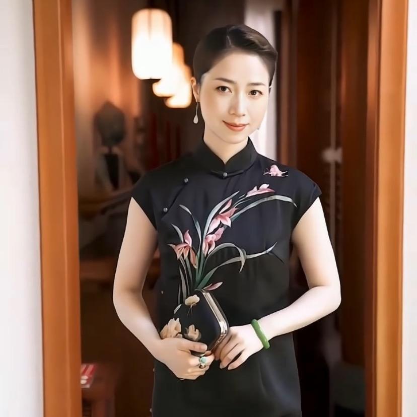 荣梅妃子