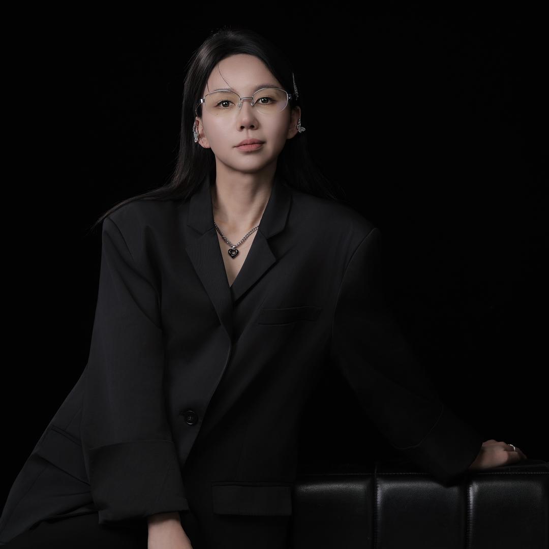 YIMO·婚纱主理人·杨倩