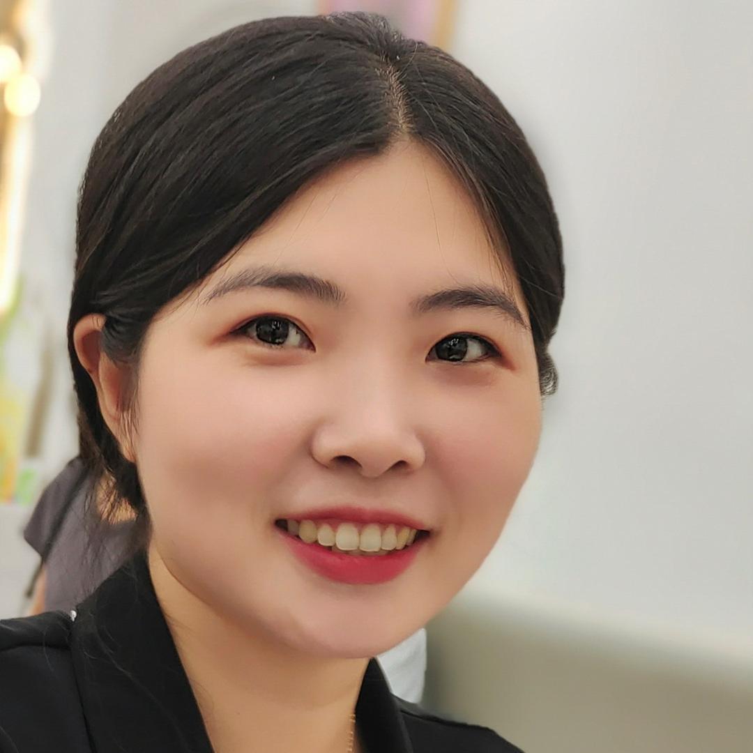 初次遇见美甲美睫工作室