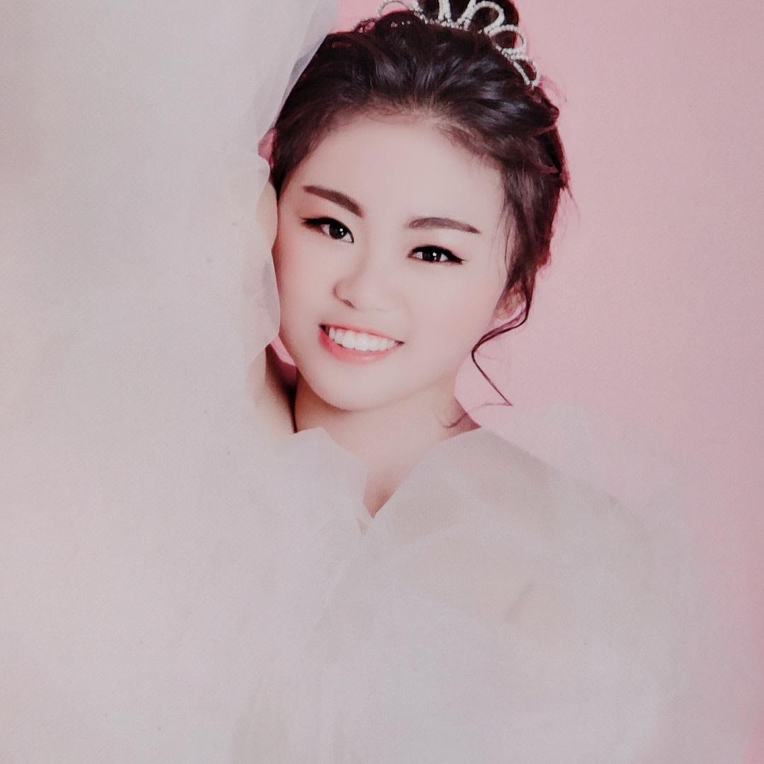 依坊秀衣折扣店