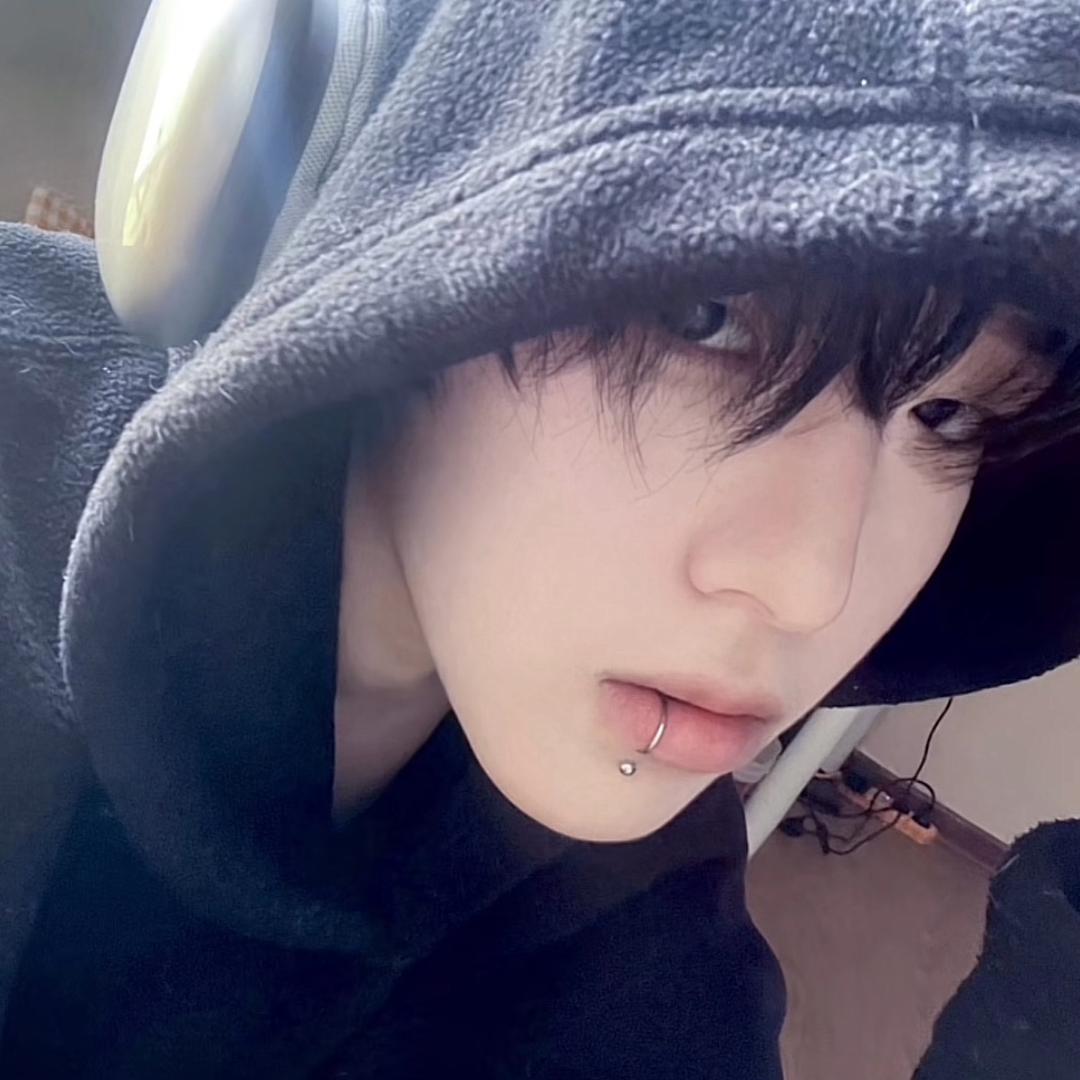 胡言乱宇