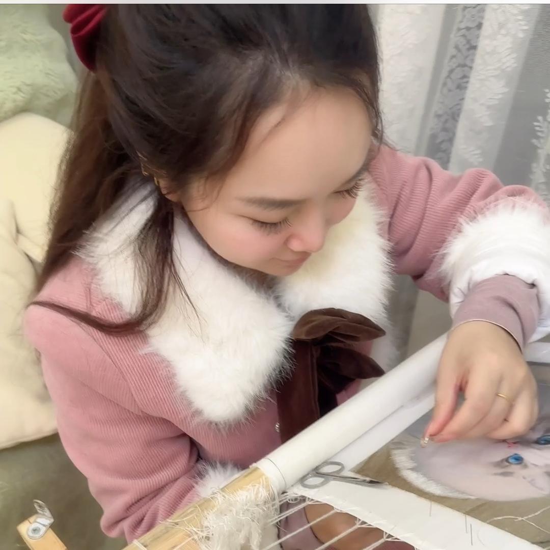 瓜子姐姐吃饱啦