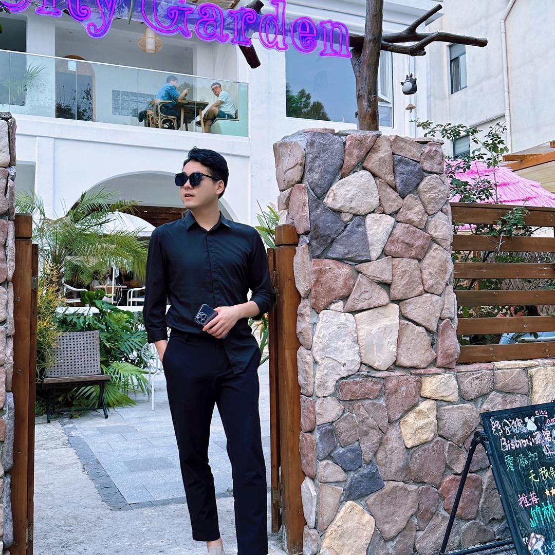 上海鑫享柿诚然然