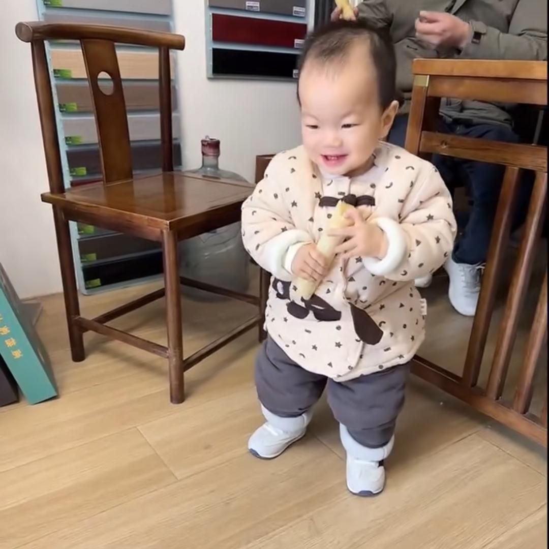 临颍鹤立整装-秋霞