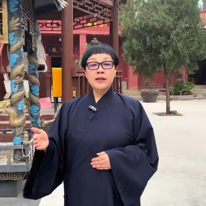 青辰说