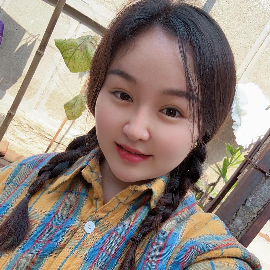 爱唱歌的周二妮儿