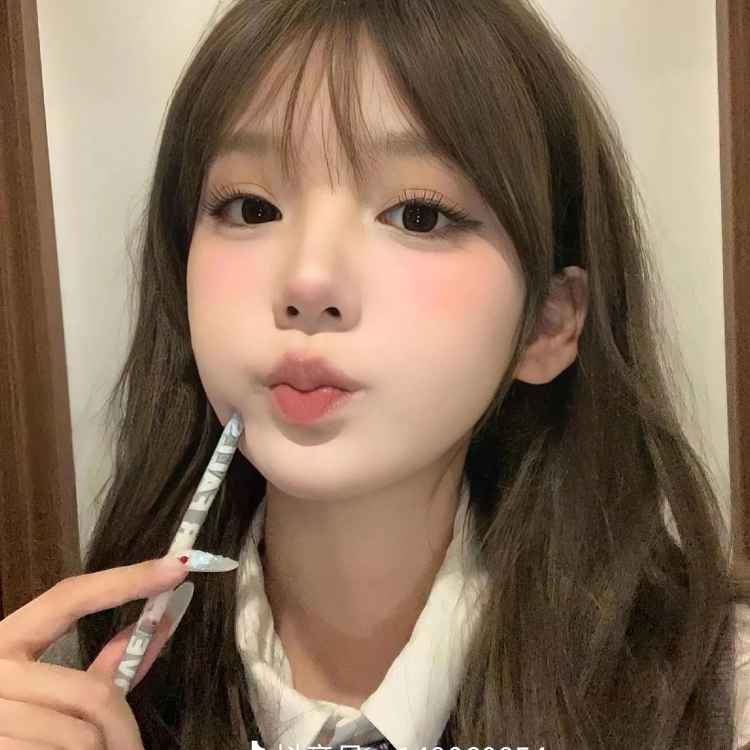 柠檬不萌✨✨