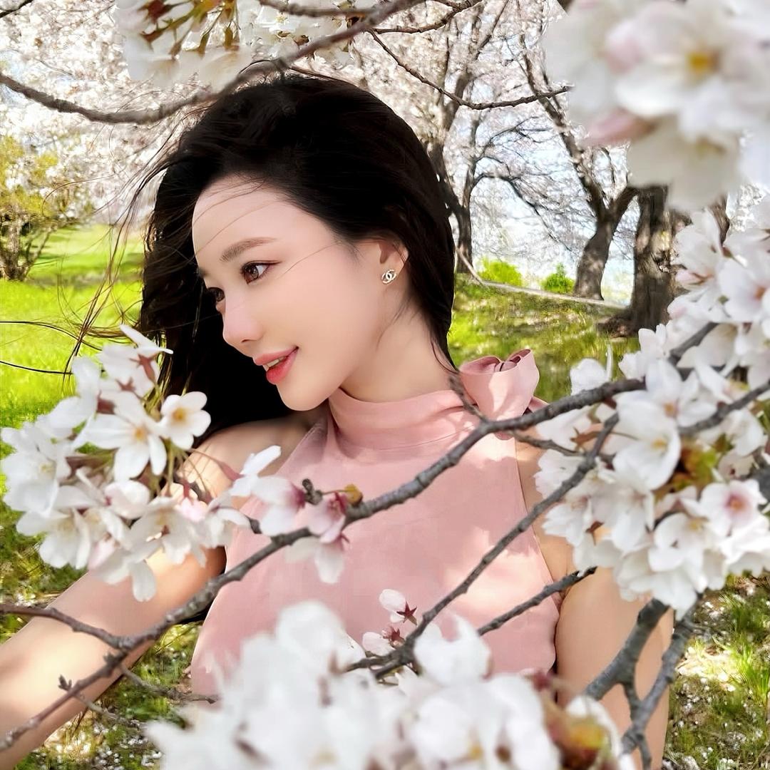 李依纯(车旅版)
