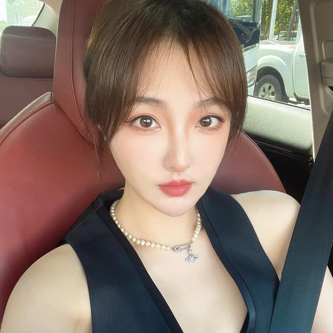 是小琳呀(橱窗🈺业中 直播同价)