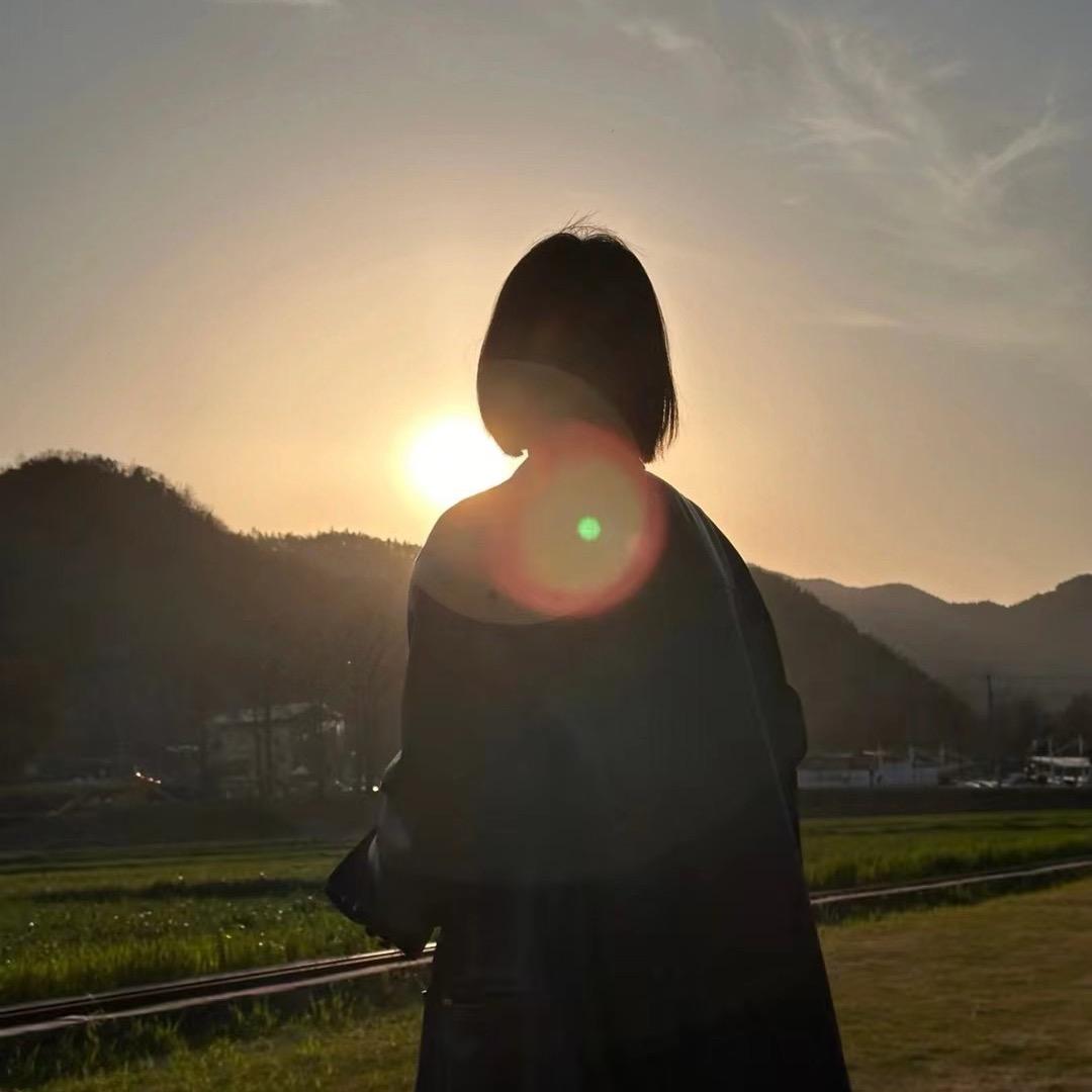 芝士爆爆.