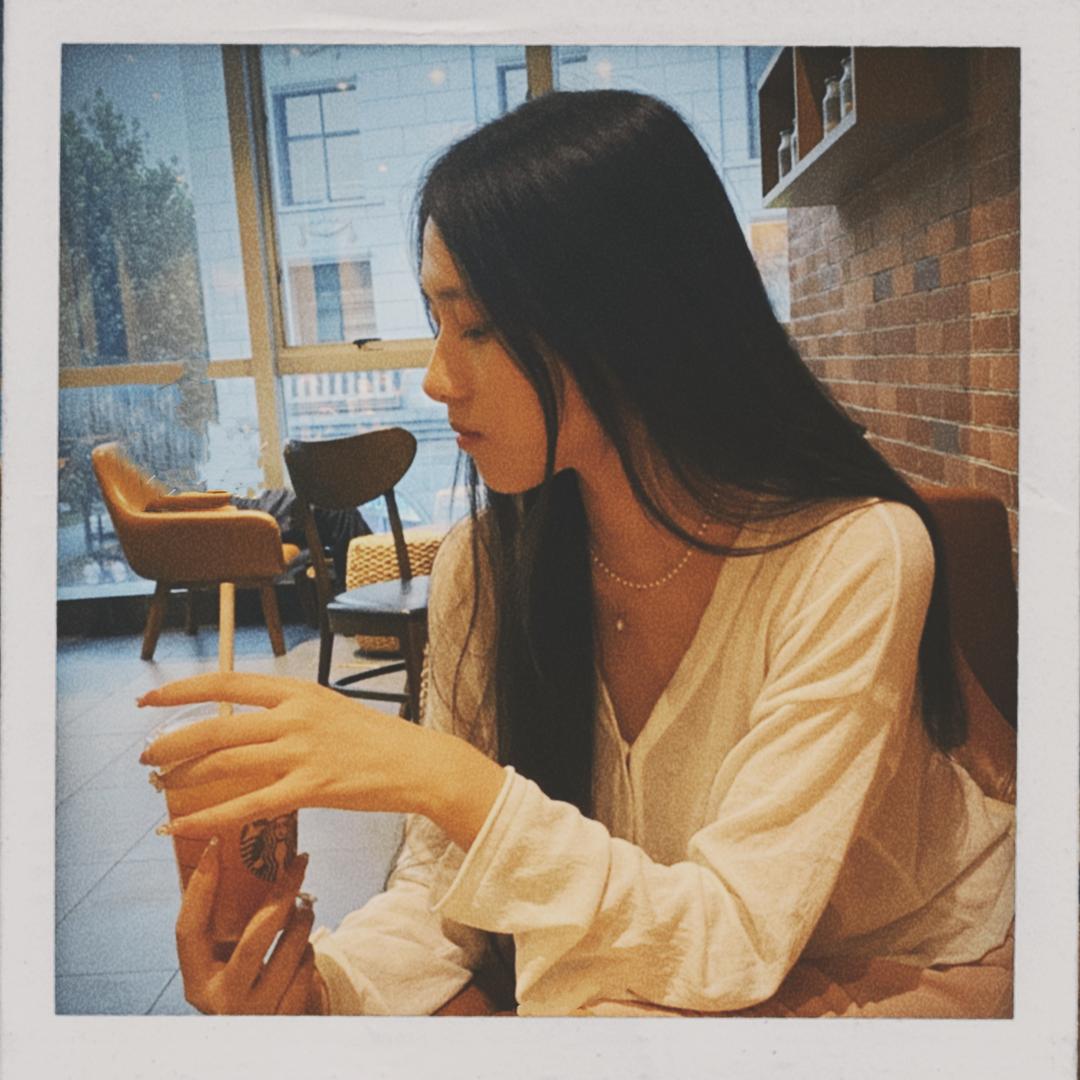 菲菲F