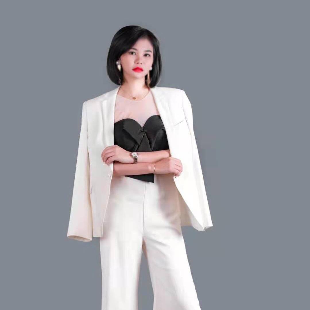 依梵美容（万里店）