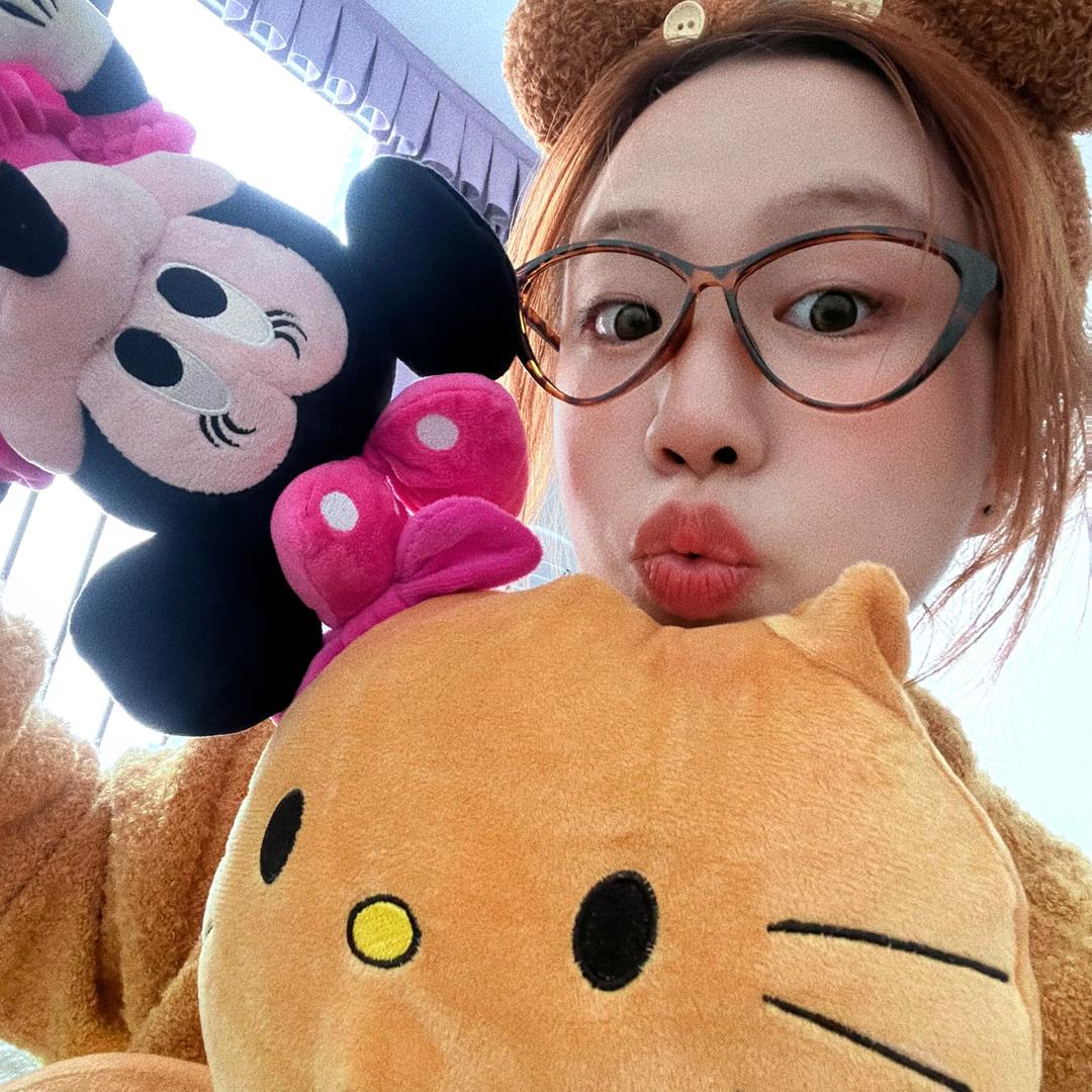 菜的睡不着.（嘻嘻哈哈）