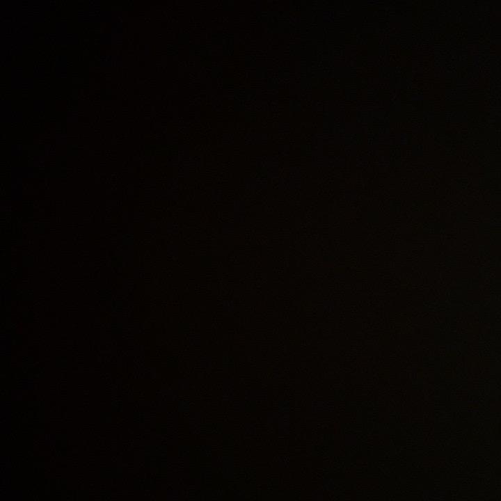 @·