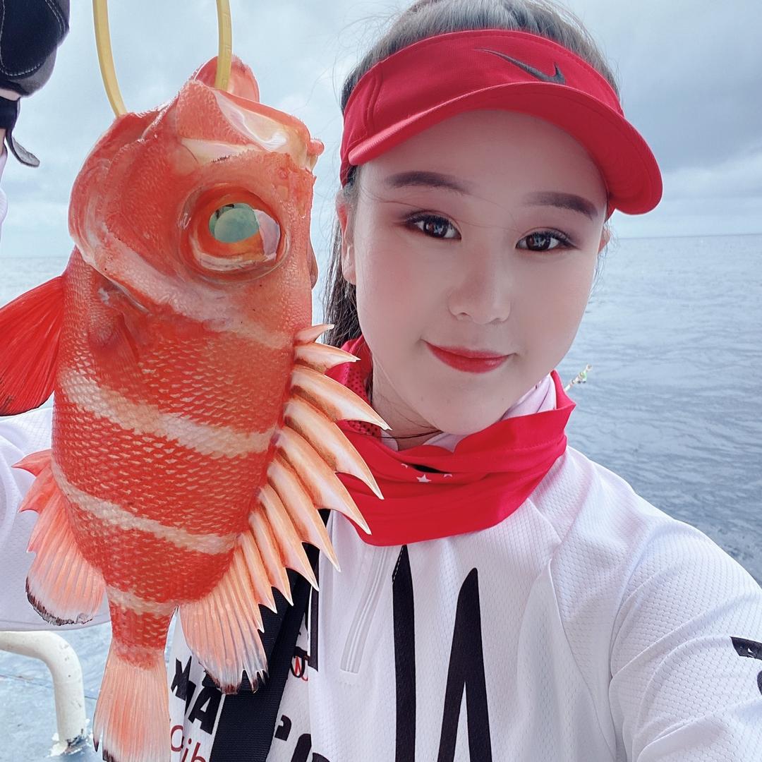 腰力姐海钓