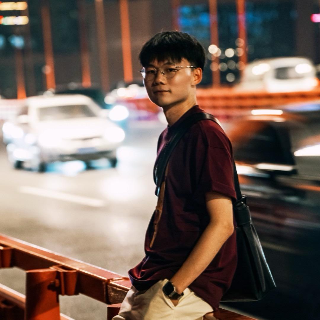 沈世伟