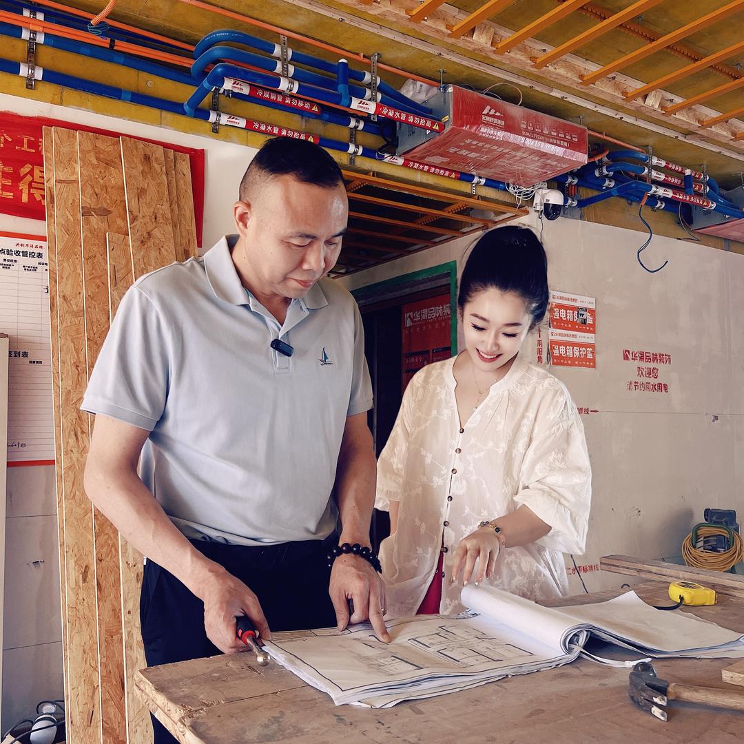 设计师檬檬
