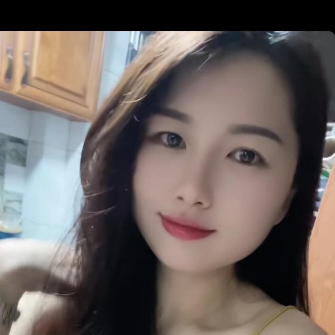 @丽丽吖