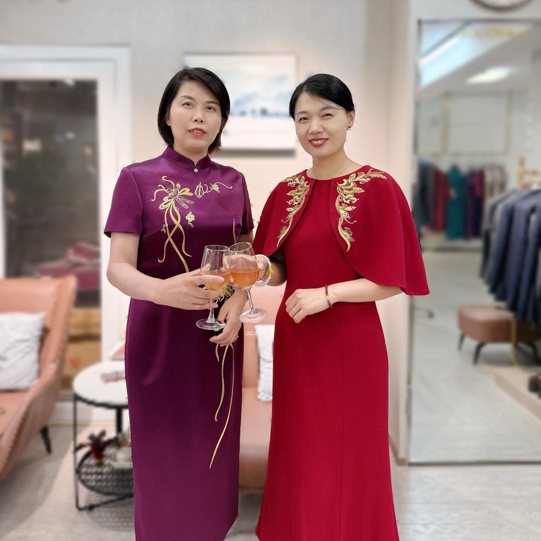 新潮喜妈妈服装定制