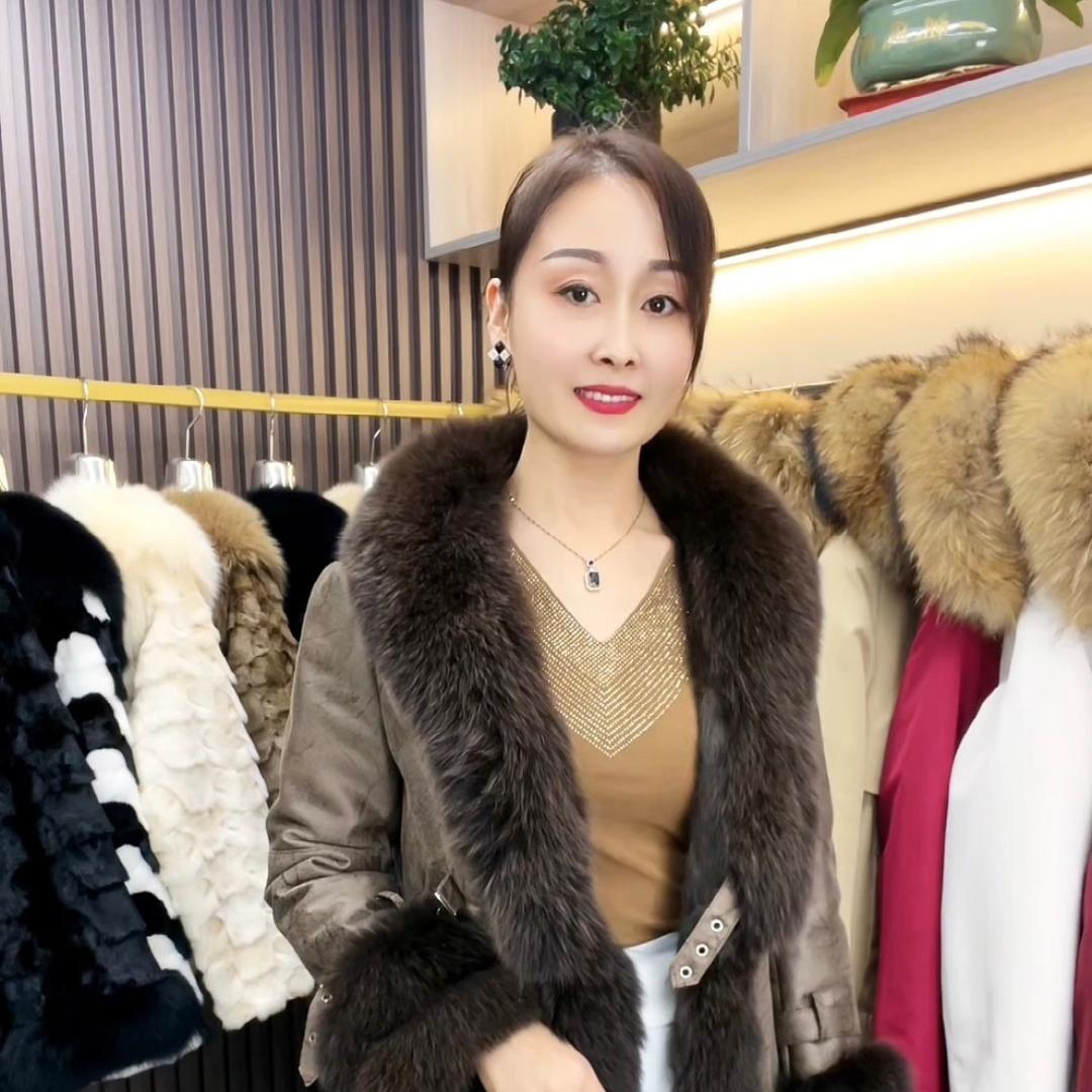 文尔雅服饰
