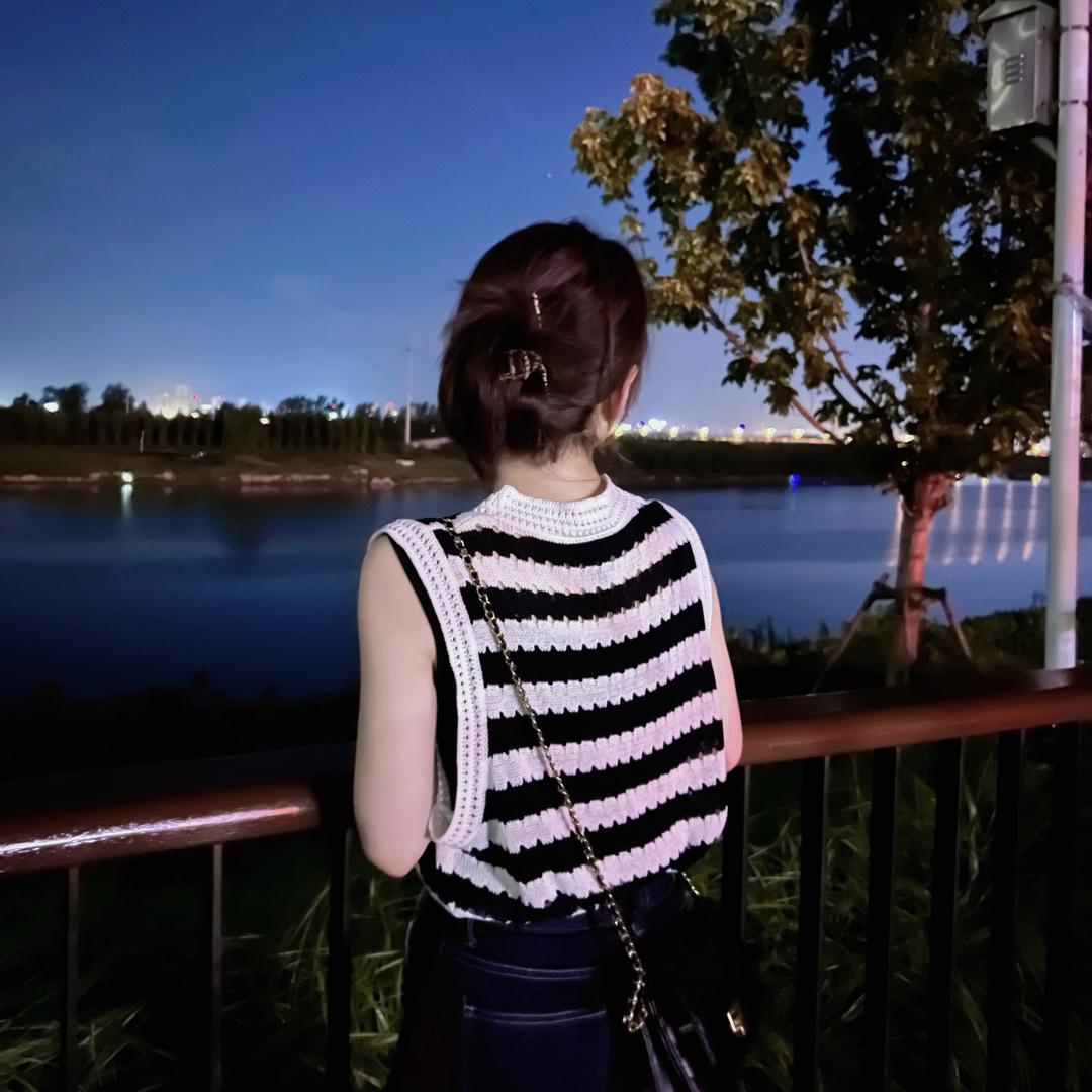 蝈蝈不吃鱼y
