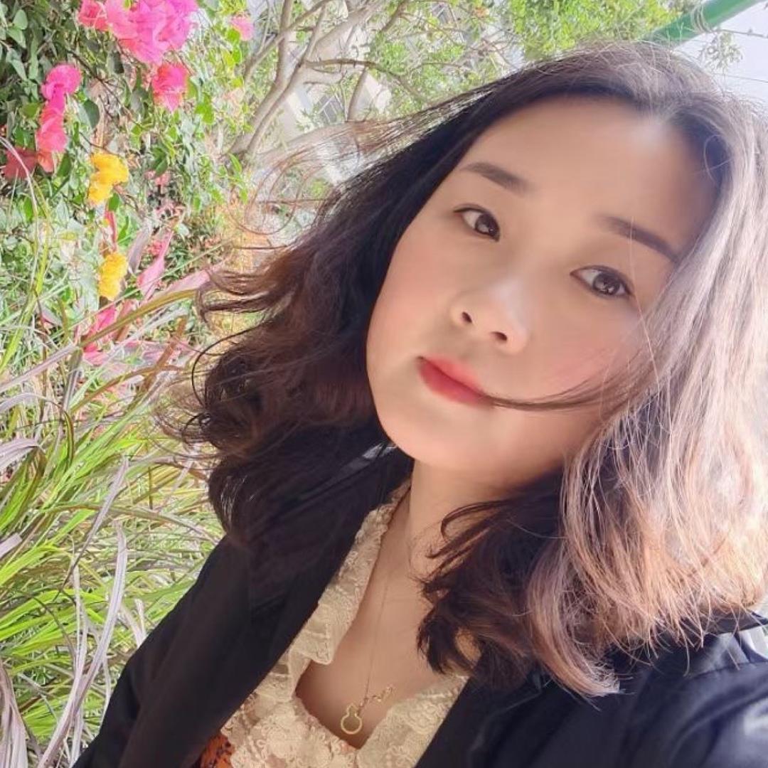 天天向上童装店