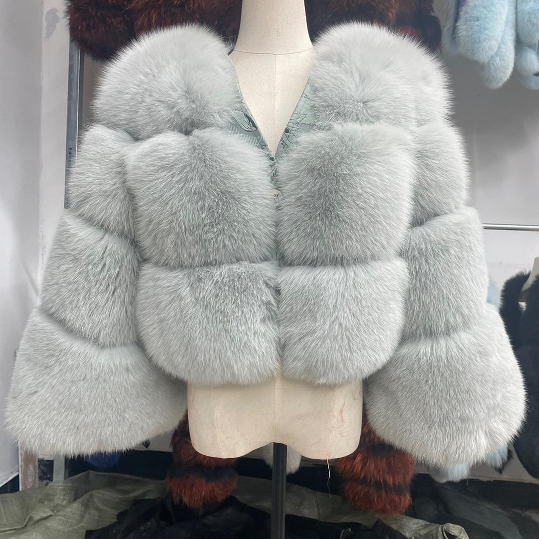 欣领秀服装店