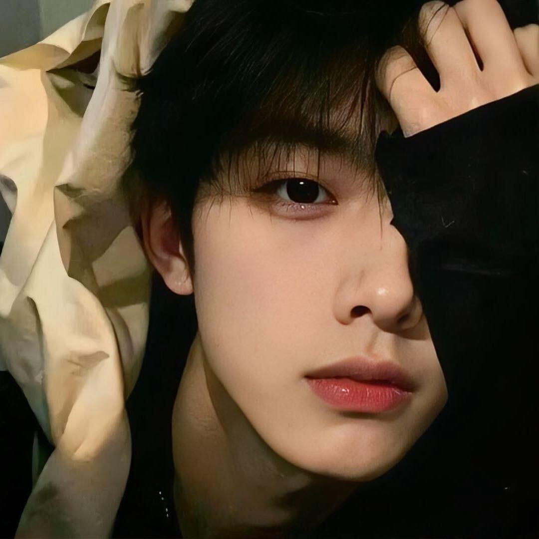 一个人怕孤单两个人怕辜负