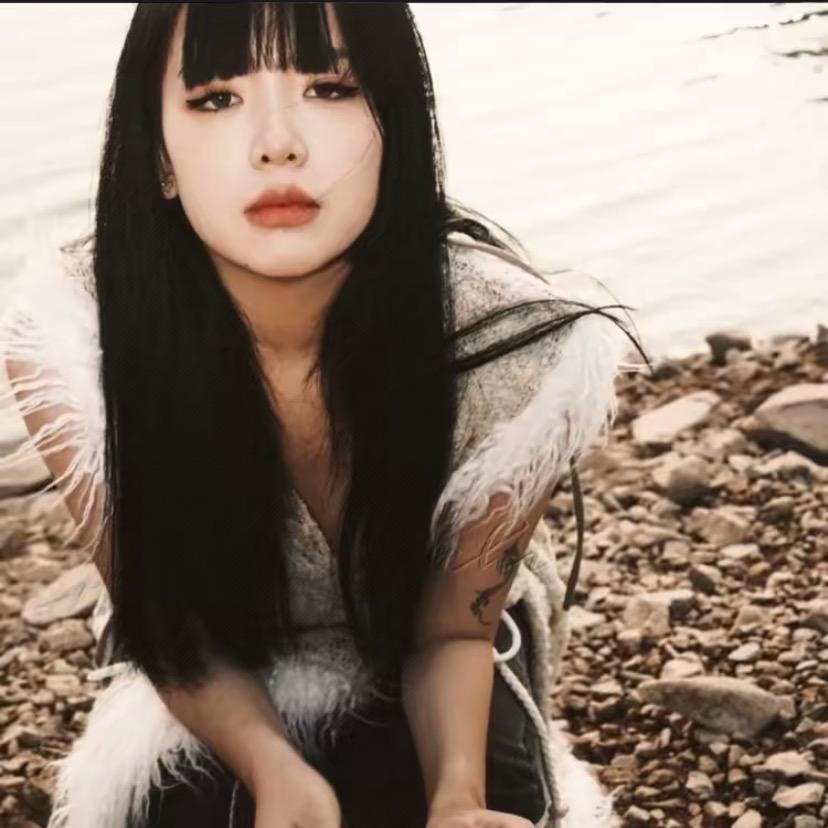 嗯･
