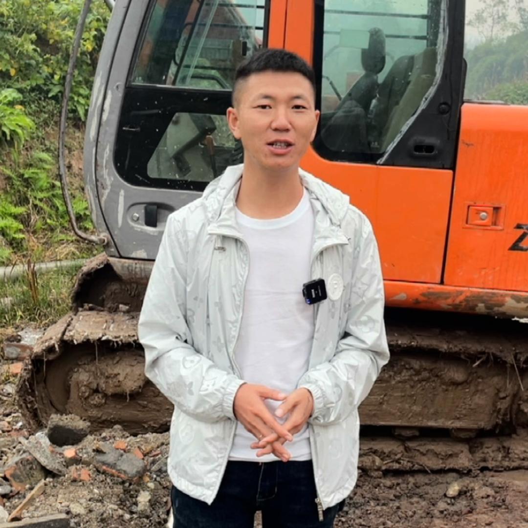 重庆开拓者二手挖机