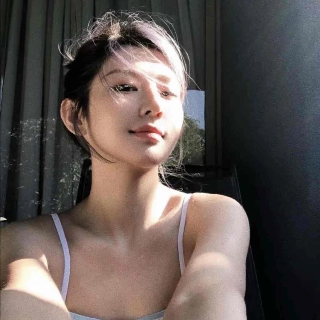 妞妞.