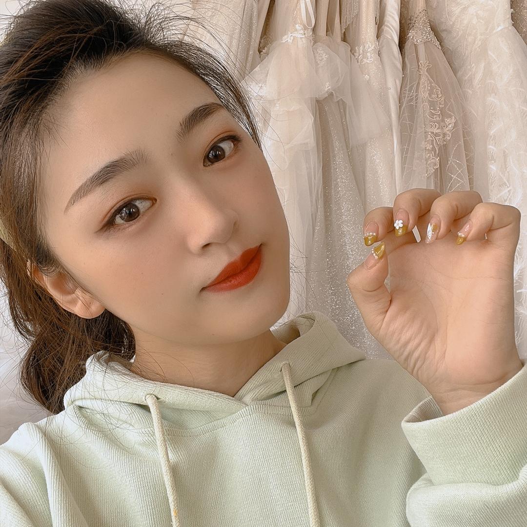 荣成市斥山初心婚纱店