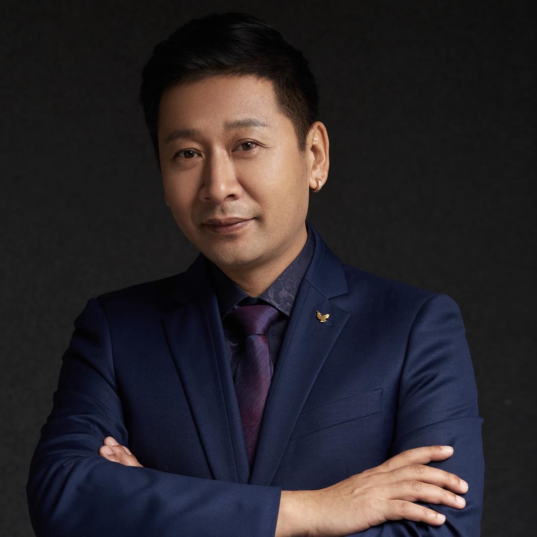 哈斯鲁   （龙哥）