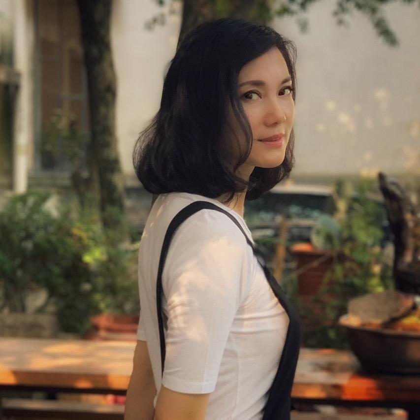 东方月