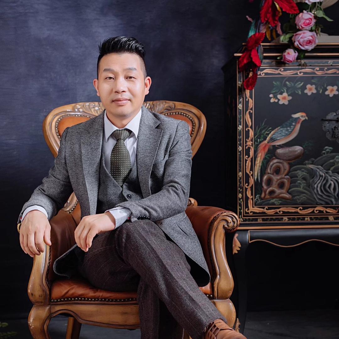 做金融的刘先生