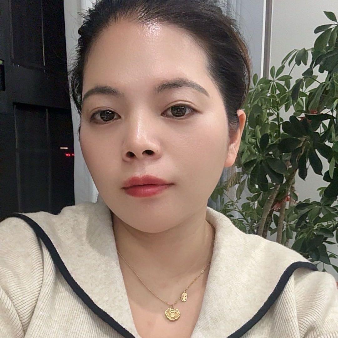 维娜蓓霓芬市场部林舒敏