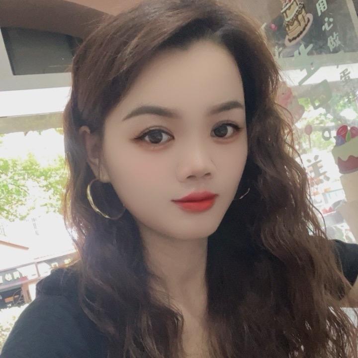 🥂蛋糕店的老板娘💋👠