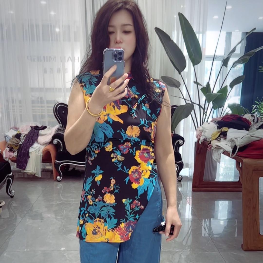 绿水染清风