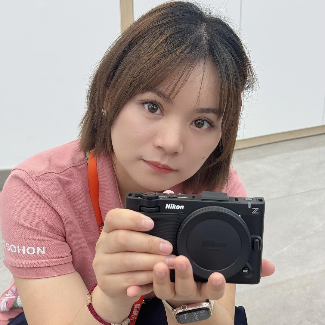 深鸿影像器材中心-园园