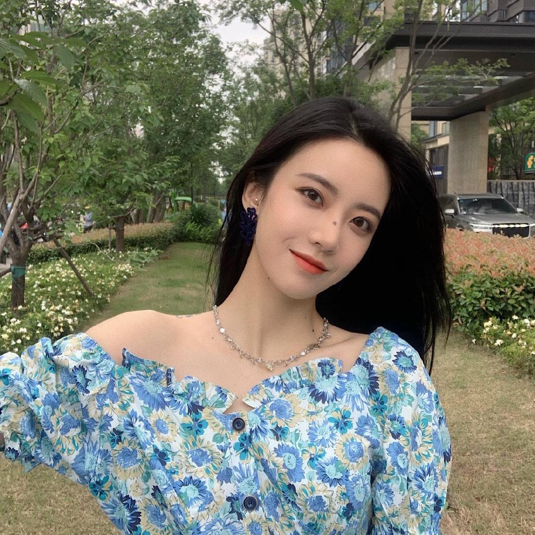 盯着我的ID看干嘛